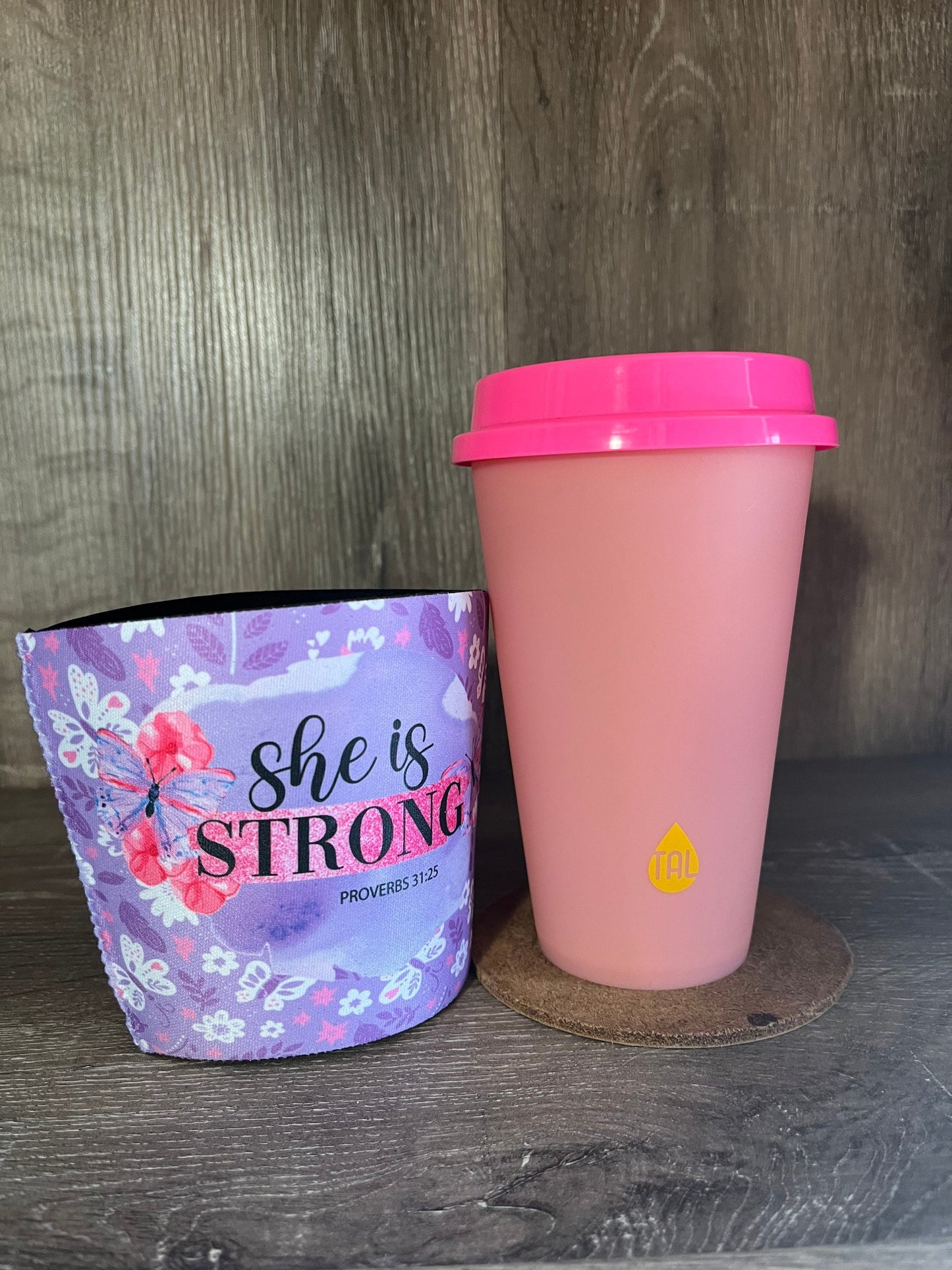 She is strong coffee sleeve with color changing 16oz cup