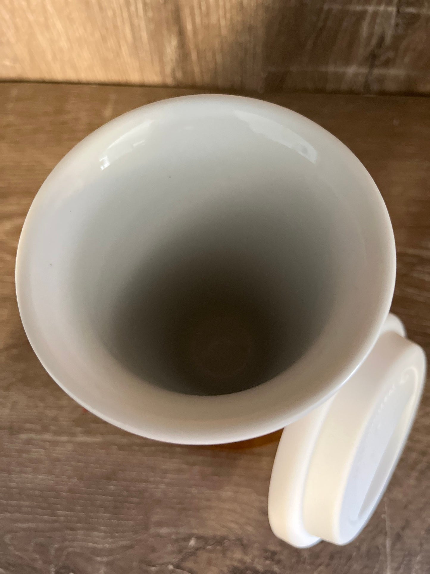 Bureau of Prisons 10 oz. Porcelain Tumbler with White Silicone Lid
